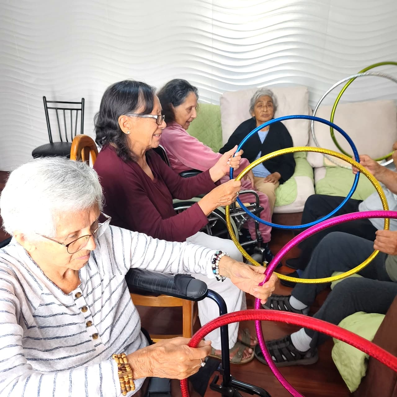 casa_de_la_nona_actividad_aros_calidad_web (1)